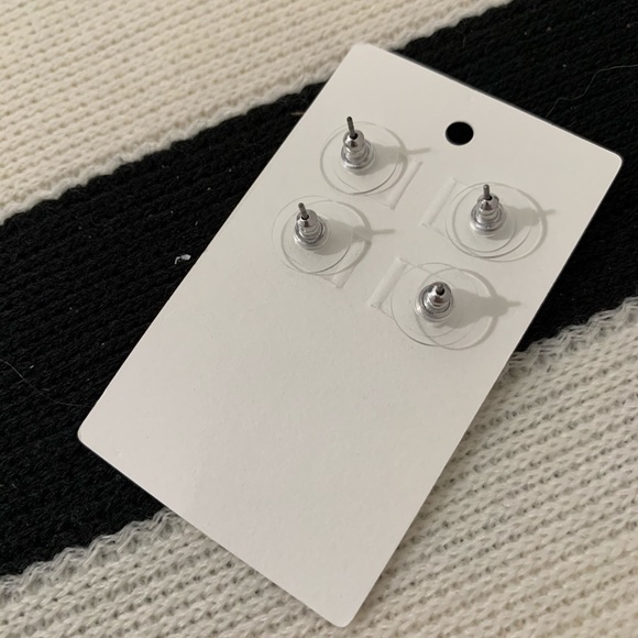 NWT Banana Republic 2 Pair Silver Studs - Picture 2 of 2